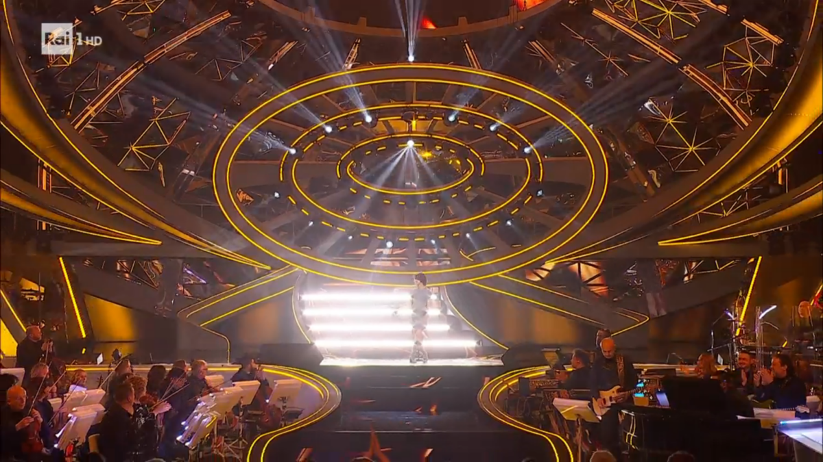 Sanremo 2023, Giorgia leaves Amadeus a lucky charm