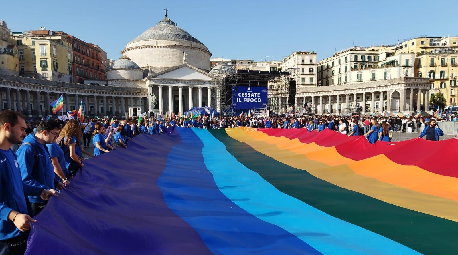 März für den Frieden auf der Piazza del Plebiscito