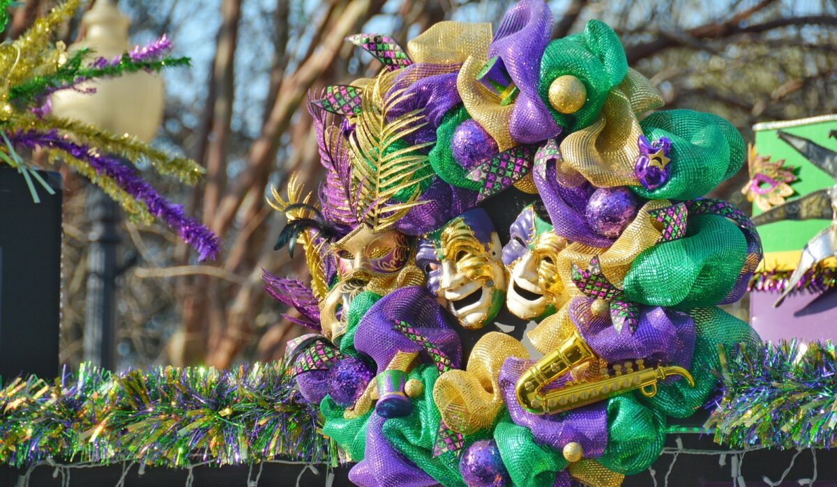 Traditional Mardi Gras colors