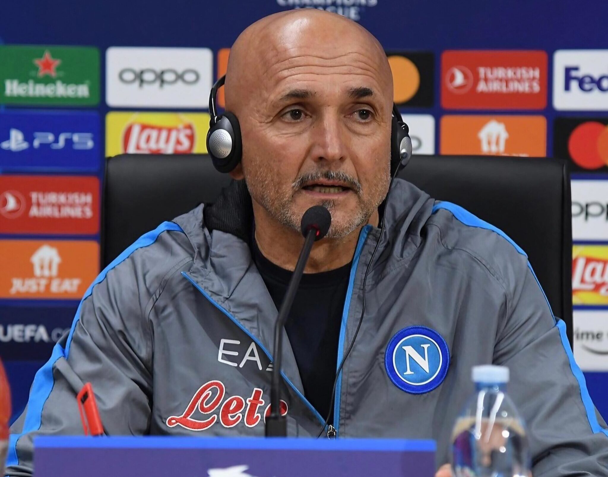 Luciano Spalletti, Trainer des SSC Neapel, bei der Pressekonferenz