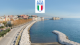 Neapel, Casa Azzurri Village kommt für die Europameisterschaften auf dem Lungomare Caracciolo an