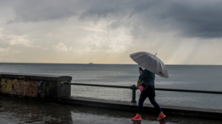 Meteo, il freddo scandinavo porta piogge e temperature in calo