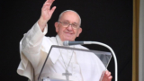 Pope Francis hospitalized, respiratory infection: this is how he is