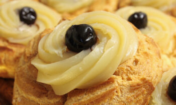 Zeppola di San Giuseppe napolitano