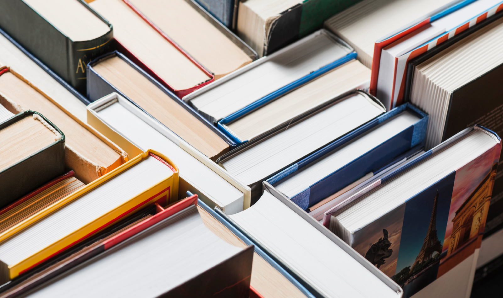 stalls with books