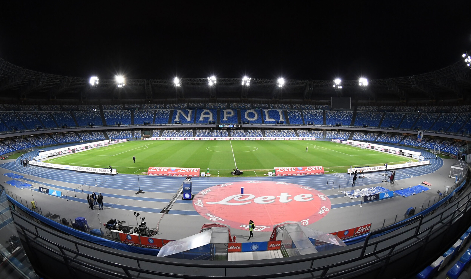 foto do Estádio Maradona