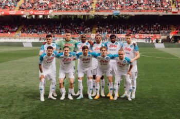 Монца - Наполи 2-0, протоколы матча. Команда уже в отпуске
