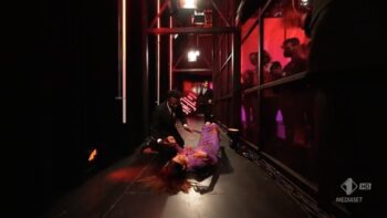 Belen Rodriguez, il video della caduta a Le Iene in diretta