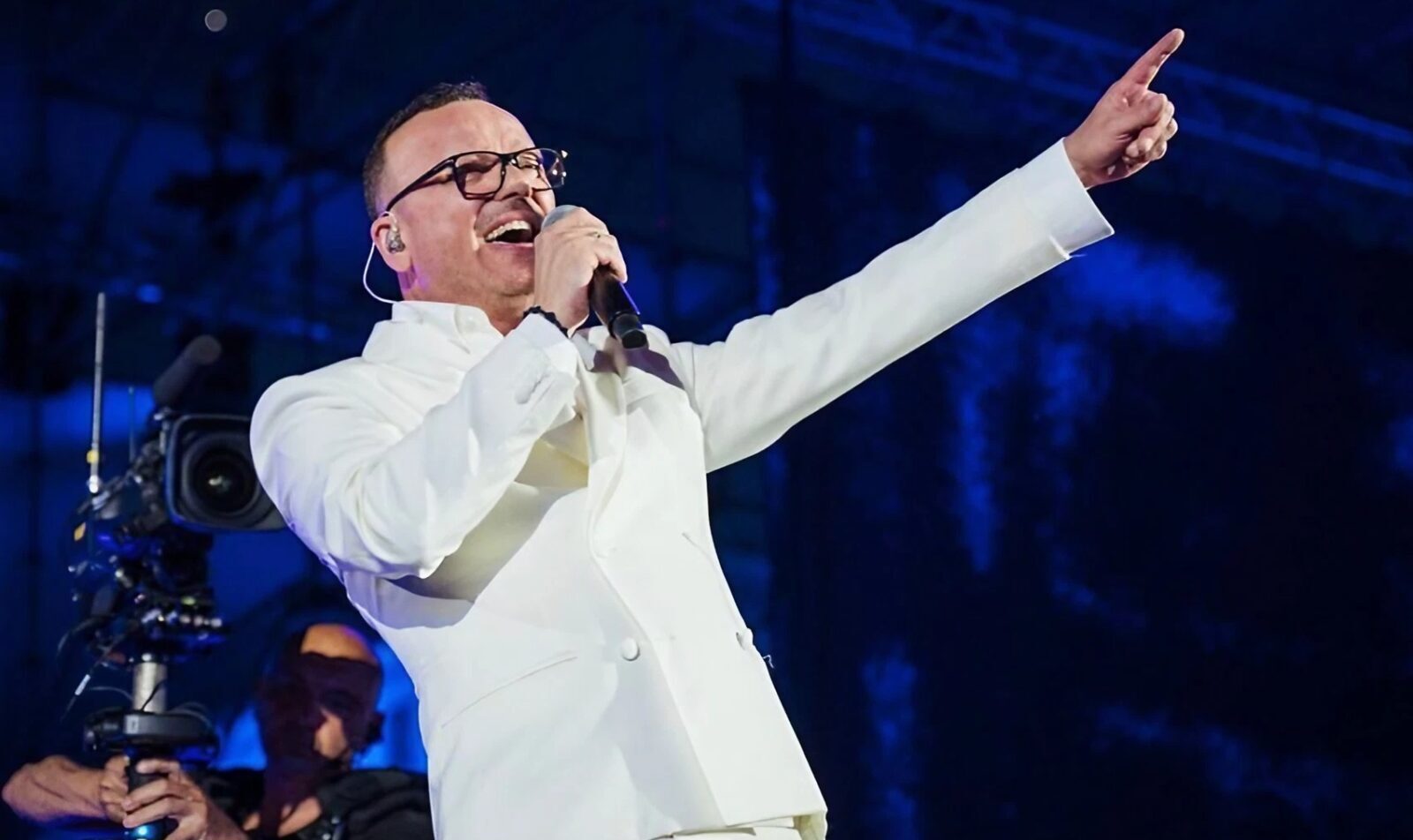 gigi d'alessio im Konzert