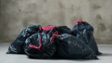 Impuesto sobre residuos en Nápoles, aumenta hasta 300 € en 2025