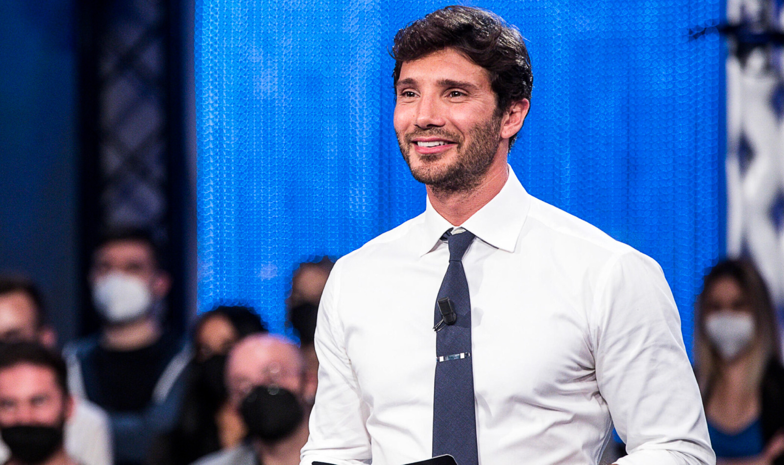 Stefano De Martino vuole Belén a Sanremo 2027: l’indiscrezione