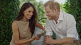 Harry e Meghan, nuovo video insieme. Nessuna crisi, super uniti