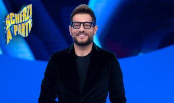 Scherzi a parte, ospiti e anticipazioni del 7 agosto. È in replica?