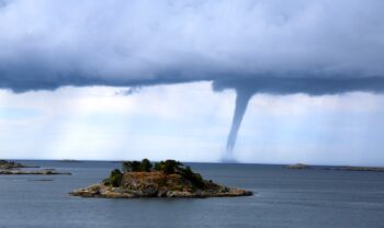 Trombe d’aria e Tornado, differenze, come nascono e pericoli