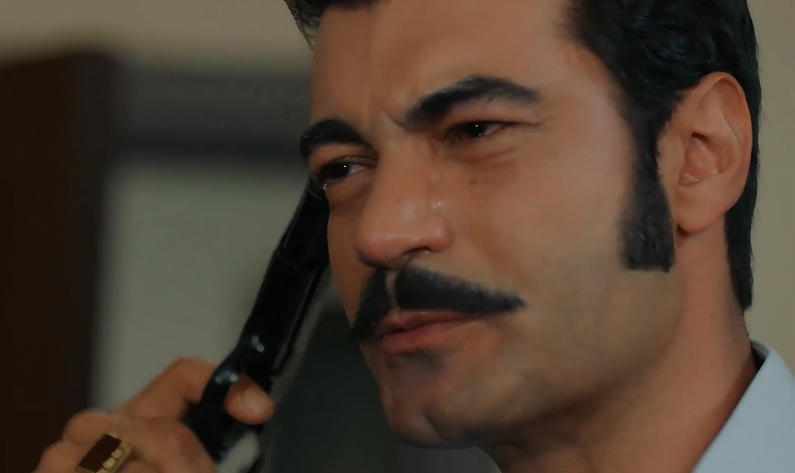 Demir tenta di suicidarsi