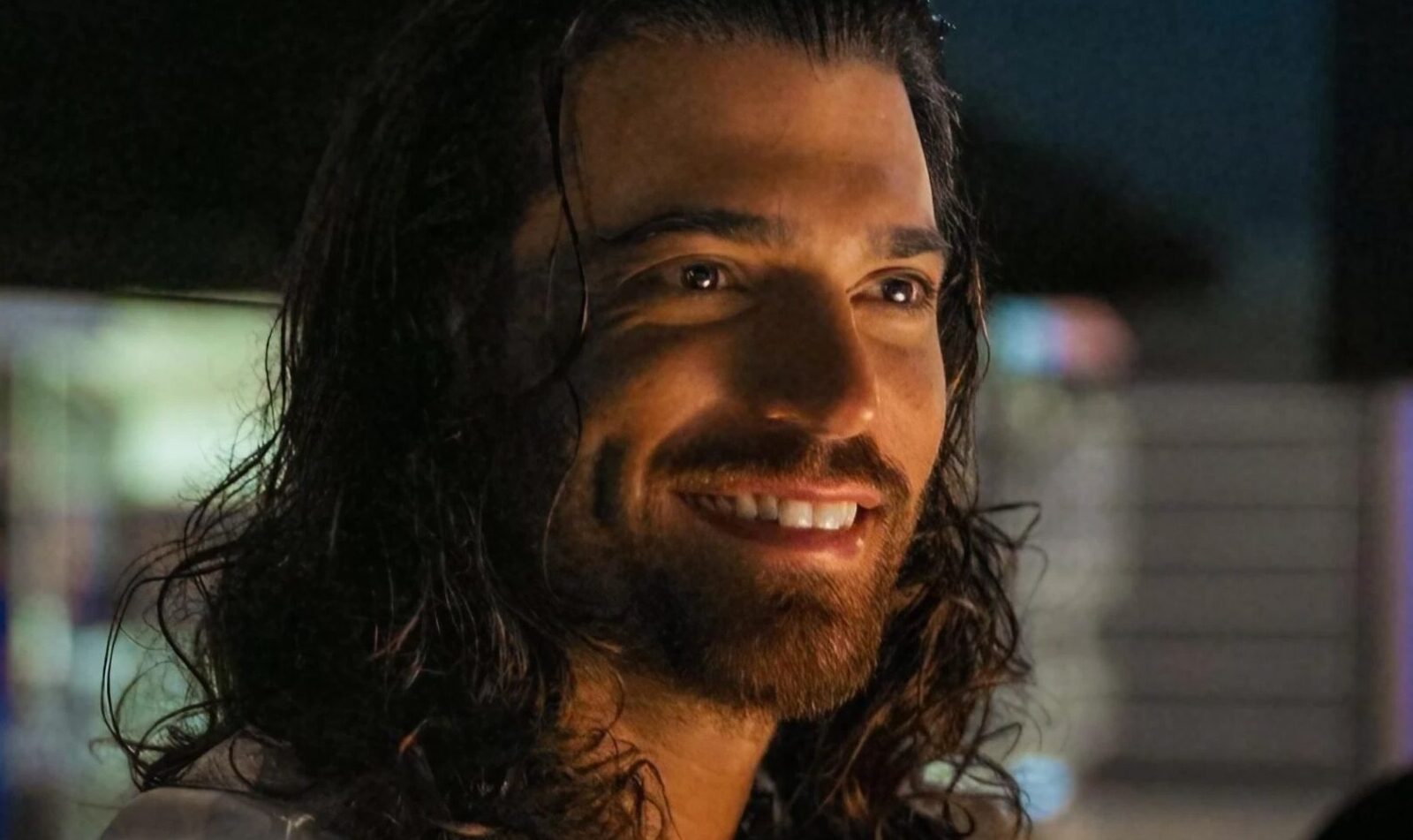 can yaman lancia cellulare