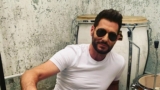 Tilt com Enrico Papi, o novo programa que chega na Italia 1