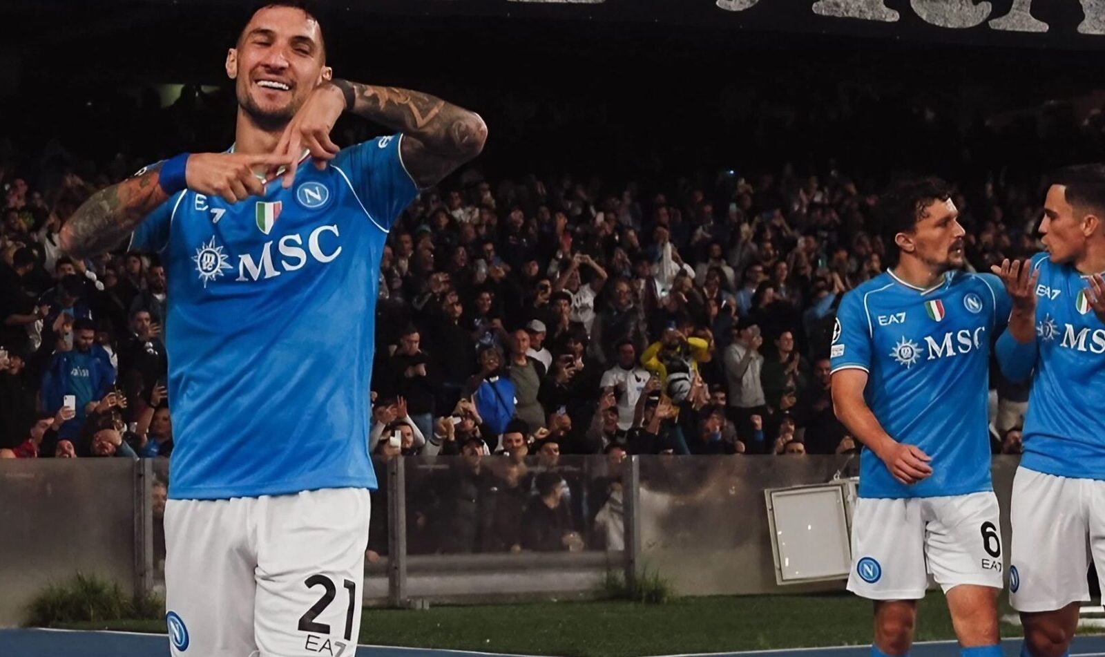 Los futbolistas del SSC Napoli se alegran