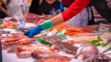 Рыбный фестиваль в Поццуоли, деликатесы, дегустации и рынок