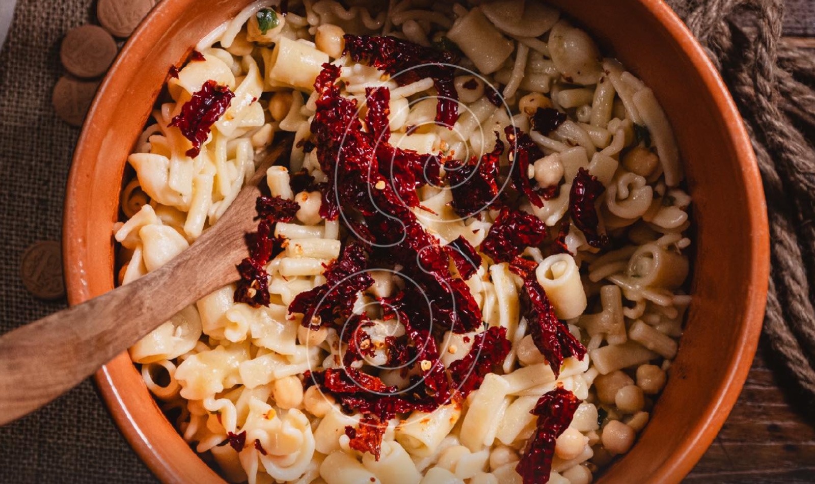 Pasta and chickpeas