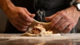 Brunch della Vigilia ai Quartieri Spagnoli con la pizza fritta