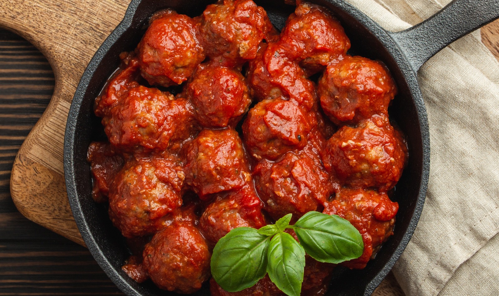 boulettes-de-viande-avec-sauce