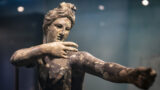 Боги возвращаются. Бронзовые изделия Сан-Кашано выставлены в Национальном археологическом музее Неаполя.