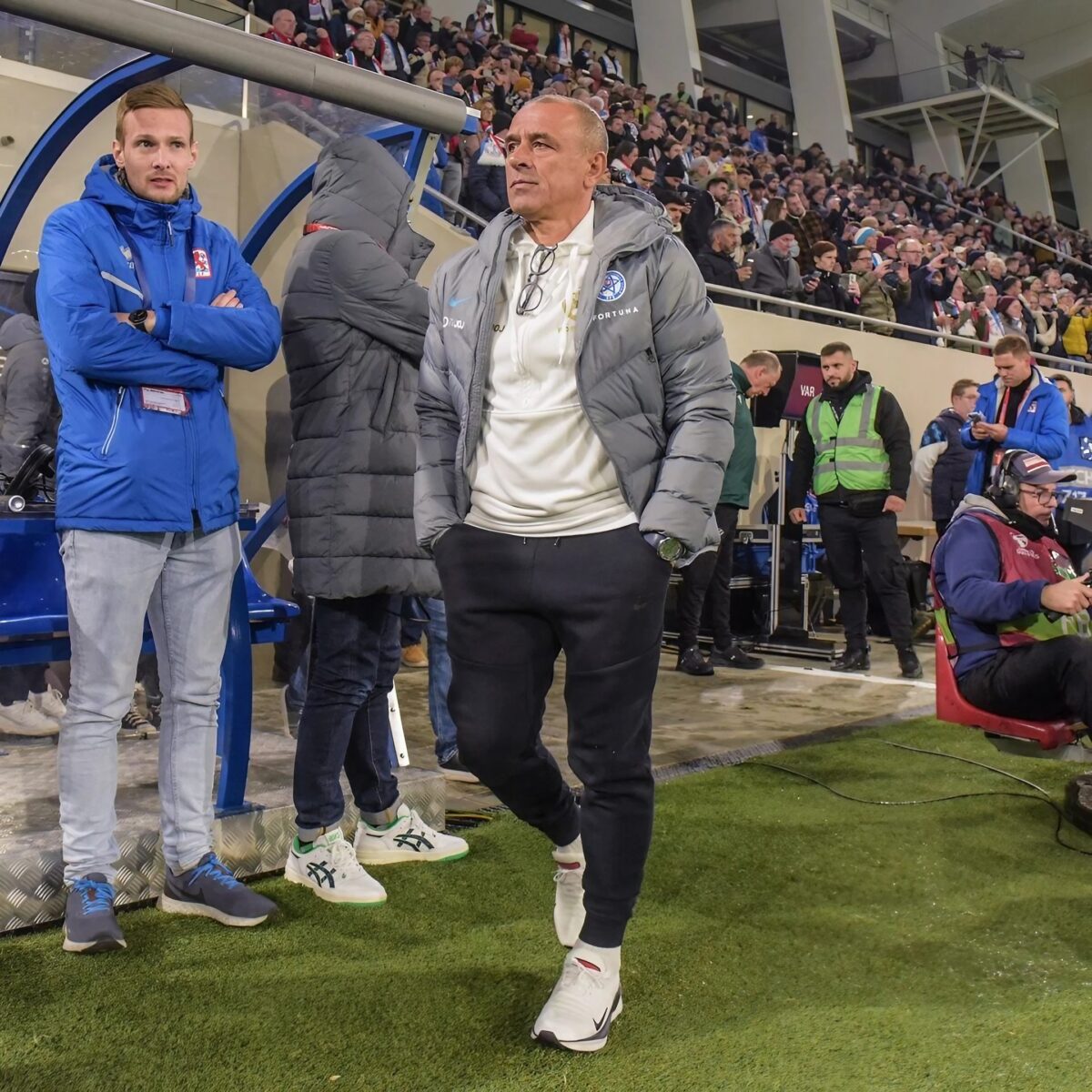 SSC Napoli y Ciccio Calzona, nuevo entrenador en lugar de Mazzarri