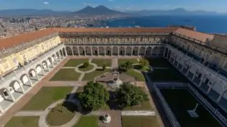 在 Certosa di San Martino，为家人举行“Musama”仪式。为儿童和家庭举办的活动
