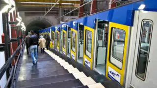 Funicolare Chiaia, nuovi orari prolungati per il weekend