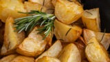 Sagra della Patata a Vico Equense con gnocchi, paccheri, parmigiana e panini