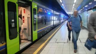 Metro 2 di Napoli, stop a fermate Piazza Amedeo e Montesanto