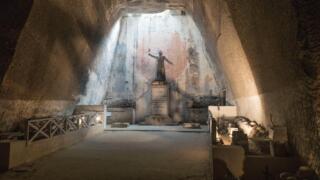 Cimitero Fontanelle Napoli finalmente riapre. Orari biglietti e visite