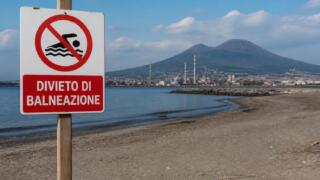 San Giovanni da aMare, tra festa e realtà: spiaggia “ritrovata” ma mare off limits