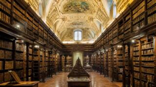 Biblioteche monumentali di Napoli: la guida completa ai templi del sapere