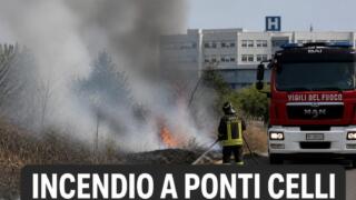 Incendio a Ponticelli: sterpaglie in fiamme vicino all’ospedale Villa Betania, aria irrespirabile