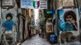 Quartieri Spagnoli: guida a passeggiate tra murales, vicoli e tradizione