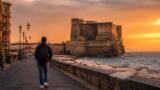 Viaggiare da soli a Napoli: guida per solisti in sicurezza
