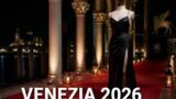 Cristina Chiabotto a Venezia 2026, look total black sul red carpet